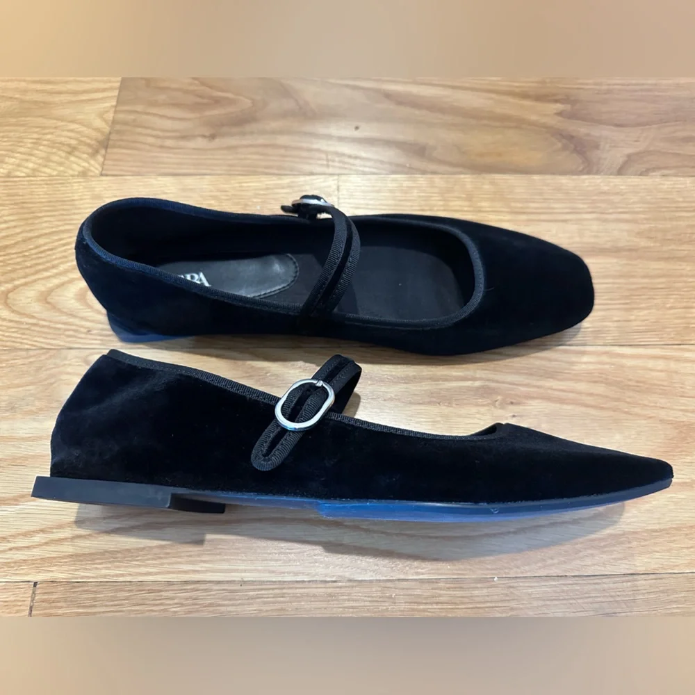 Zara Black Velvet Loafers with Strap - Picture 4 of 9